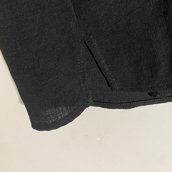 Vince Camuto |‎ Tulip-sleeve Top Black | Size Medium Women' - Picture 9 of 14